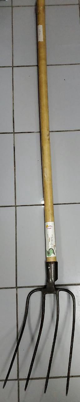 SINGH'S SUNSET Pitch Fork W/HANDLE Sing's Sunset