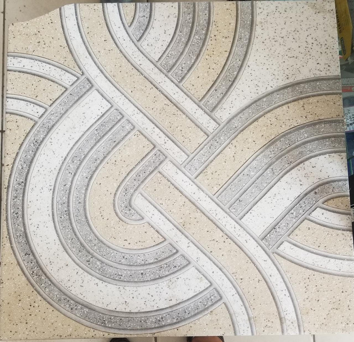Tile Ceramic 18X18 N/SKID Java Baige