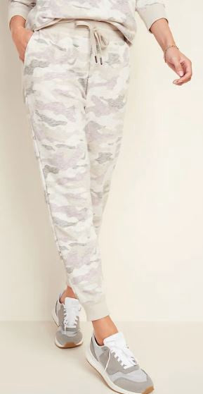 OLD NAVY Women Joggers Mid Rise Camo