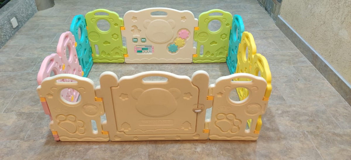 Baby Play Pen Fence with Door