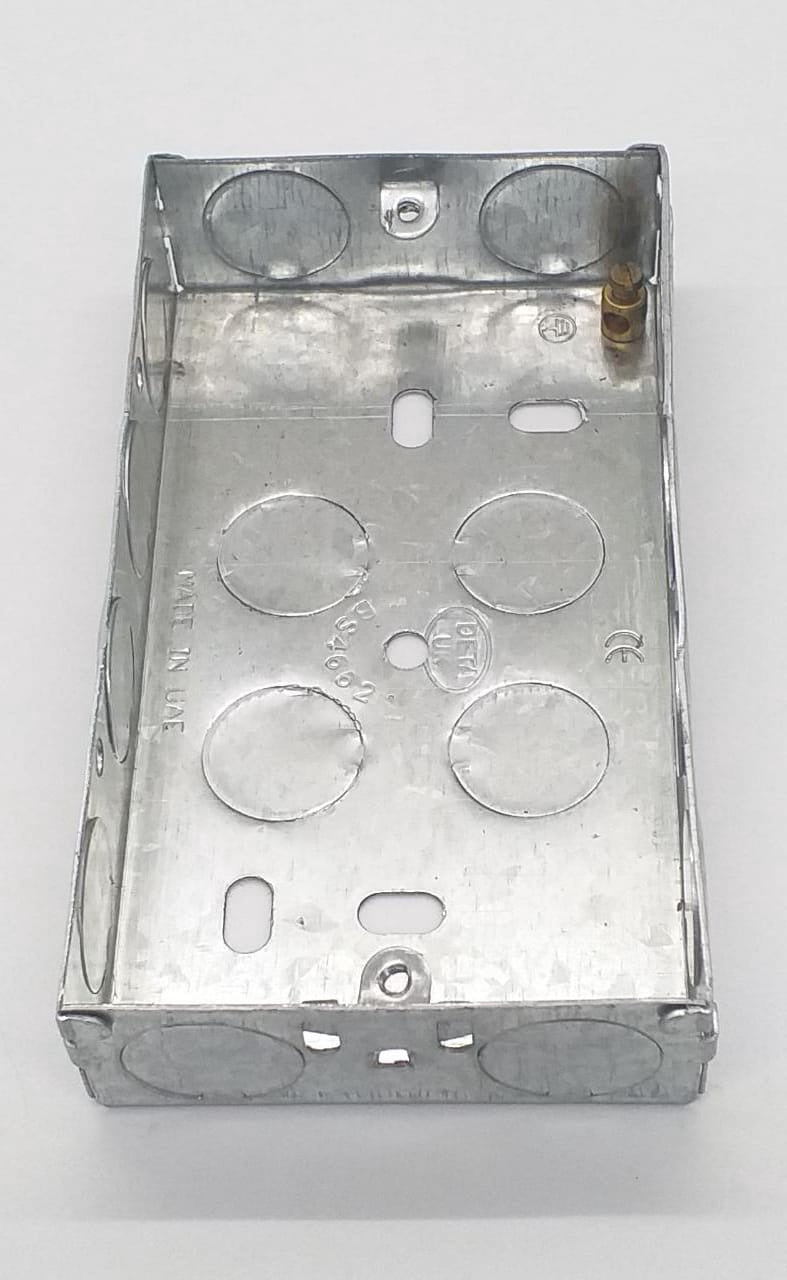 DETA UK Base Metal 3" X 5" 25MM Knockout
