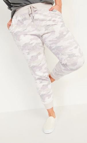 OLD NAVY Women Joggers Mid Rise Camo