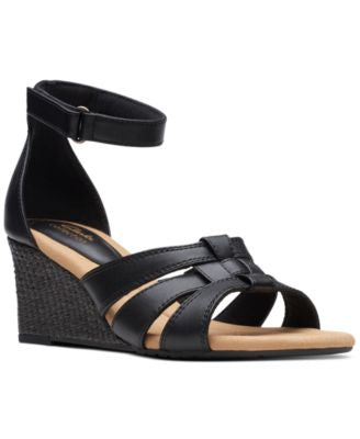 CLARKS Footwear Wedge Kyarra Beige / Black