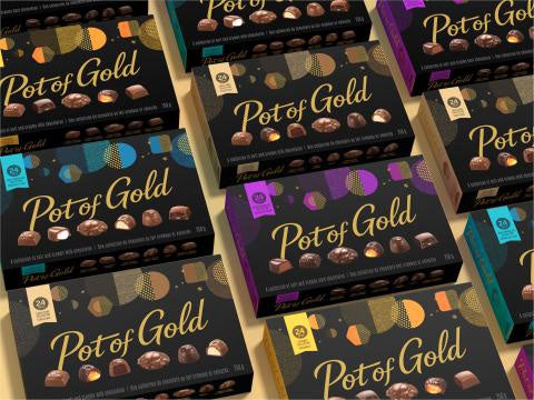 HERSHEY'S Chocolate Box Pot of Gold - Gold Soft & Creamy Milk & Dark Chocolate 24PCS 246GHERSHEY'S Chocolate Box Pot of Gold Blue Soft & Creamy Milk Chocolate 24PCS 246G