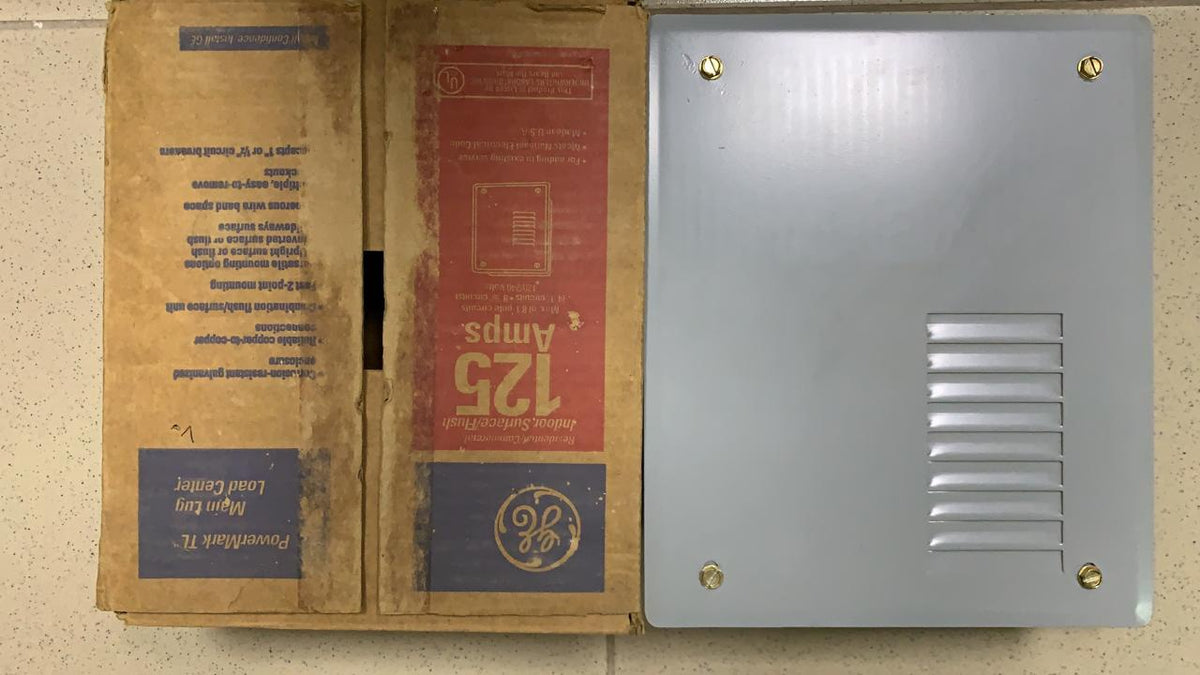 GE Breaker Panel 4 X 8 TL412C