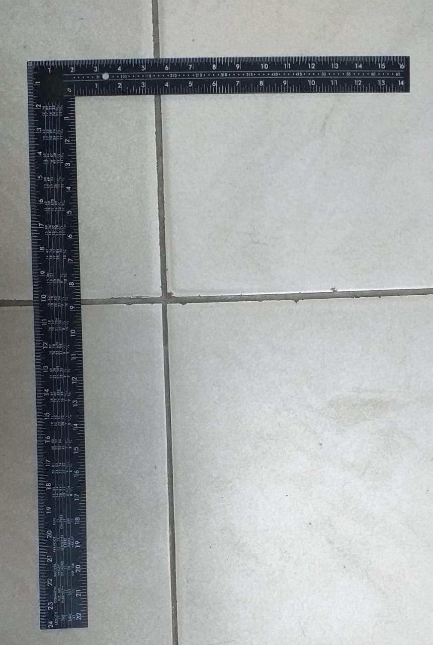 Tee Square 24" X 16" Black Metal