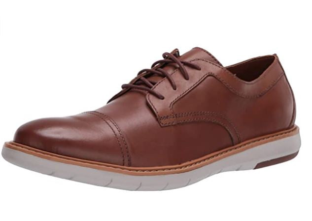 CLARKS Footwear Men Draper Cap Oxford Tan Leather with Beige Outsole