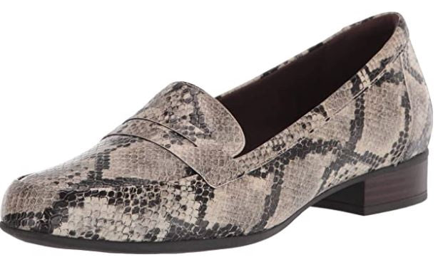 CLARKS Footwear Women's Juliet Coast Loafer Wide