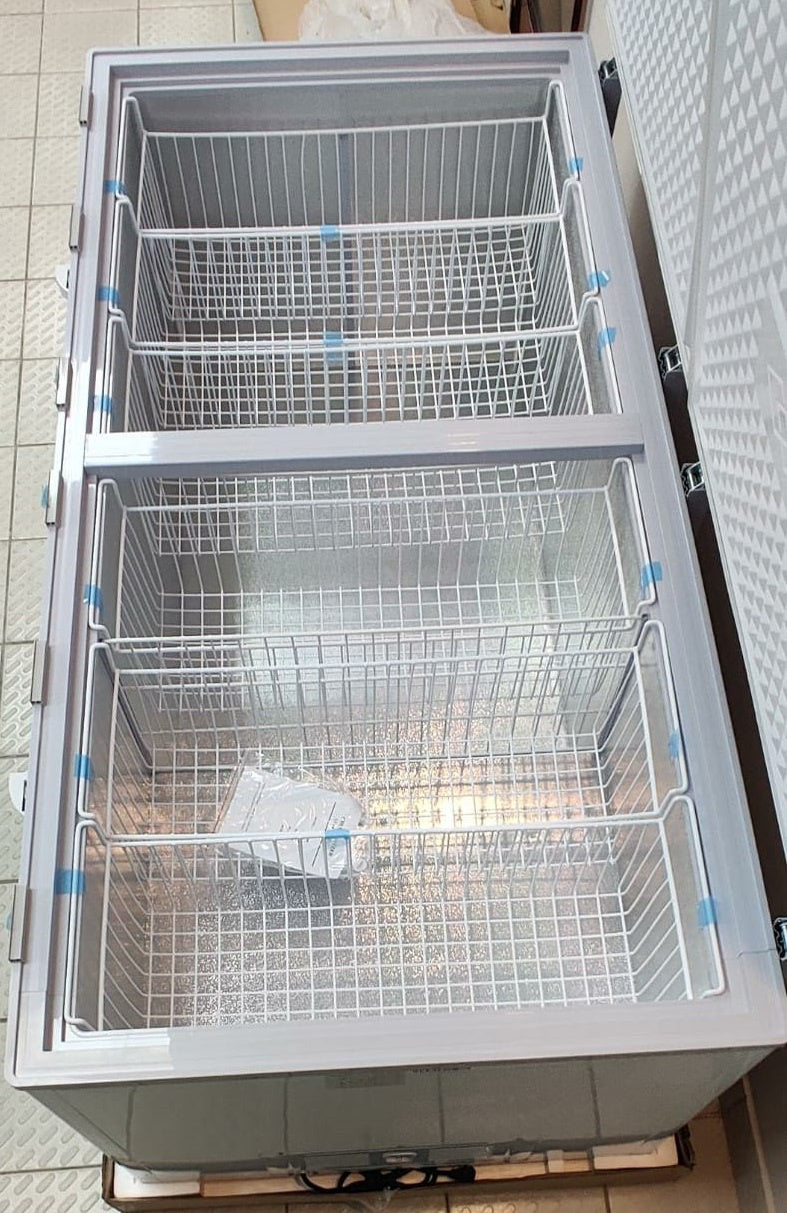 PLATINUM Freezer Platium BD-1000 36CU. Ft.
