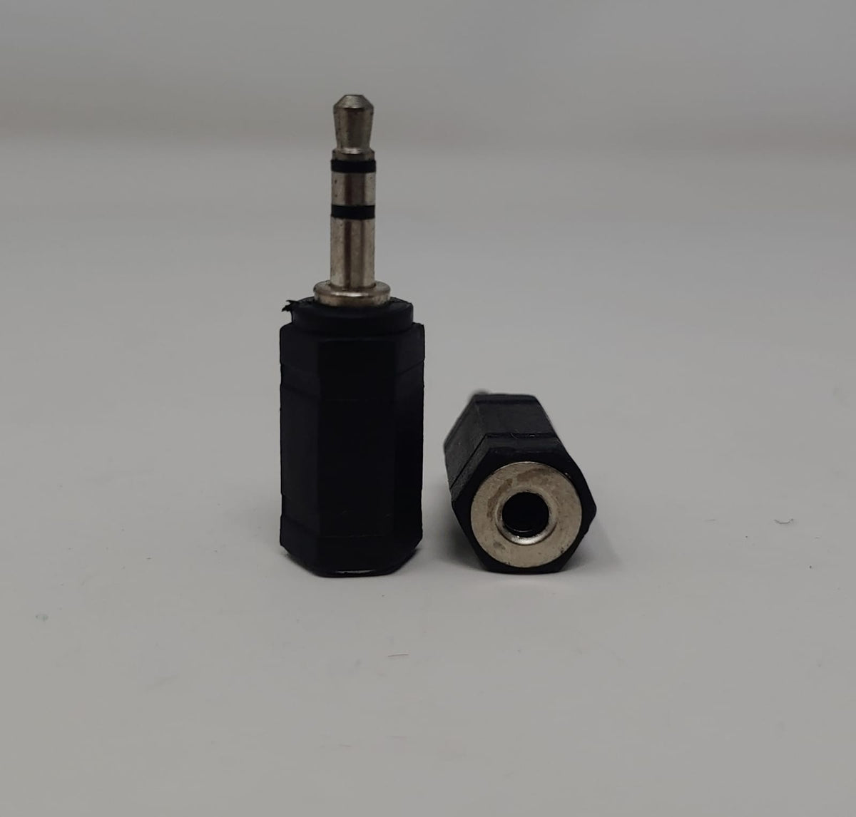 BLASTKING Plug 1 3.5MM Male Stereo to 1 3.5MM Female Mono I-SA164