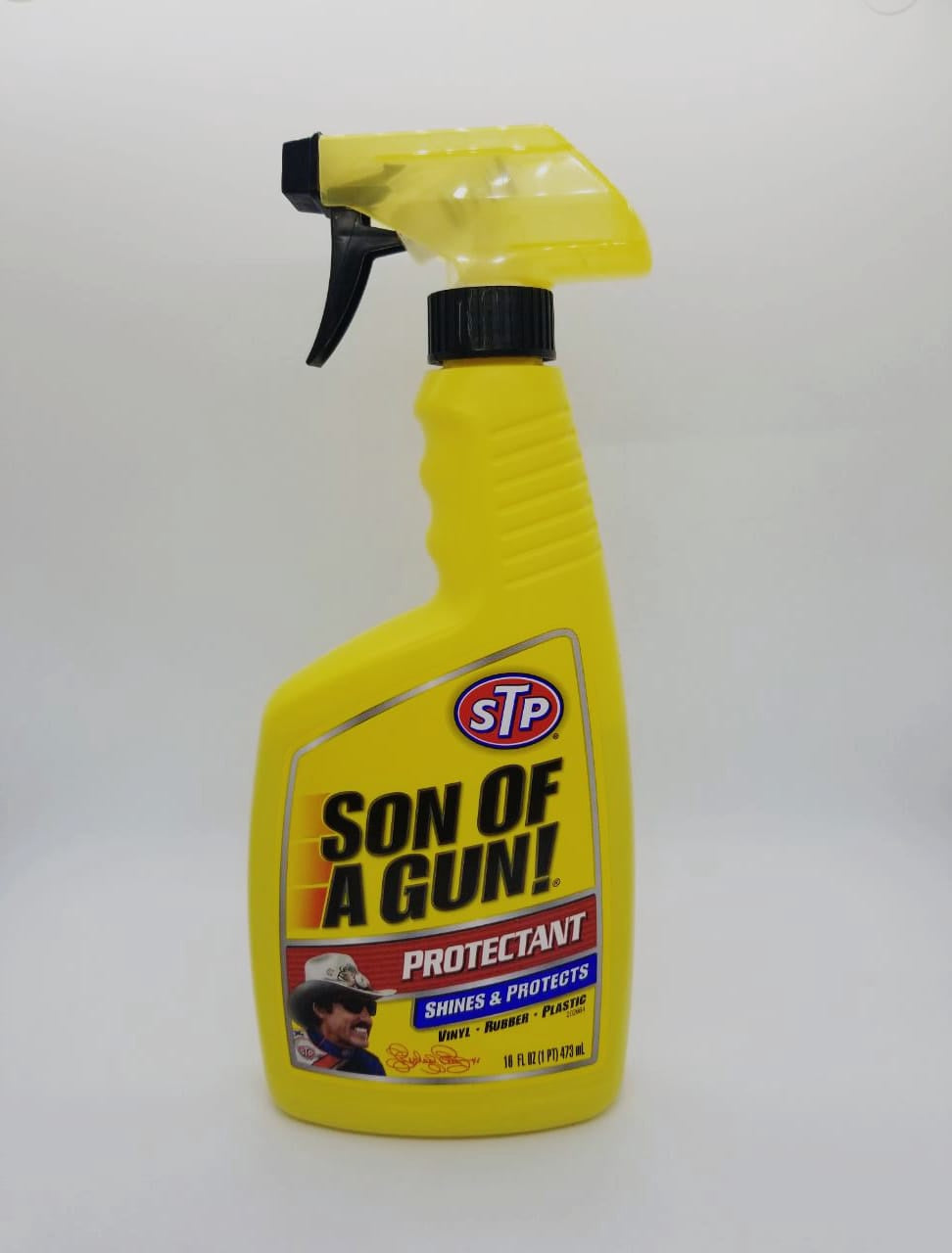 STP Son of A Gun 16 OZ. Protectant