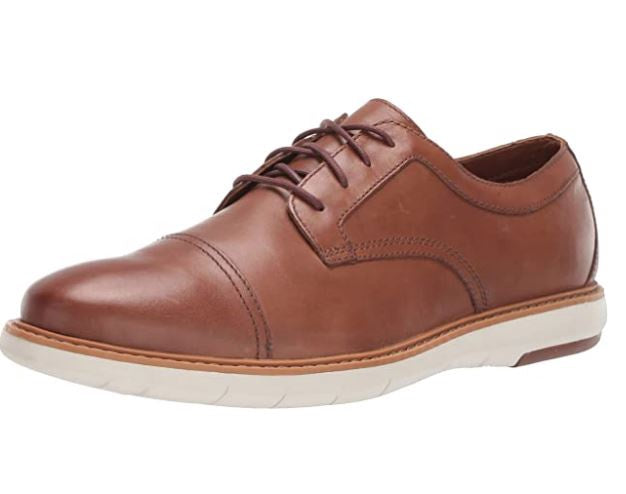 CLARKS Footwear Men Draper Cap Oxford Tan Leather with White Outsole