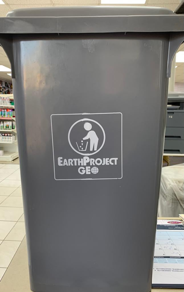 Bin Plastic Large with Wheels and Cover Earth Project Geo