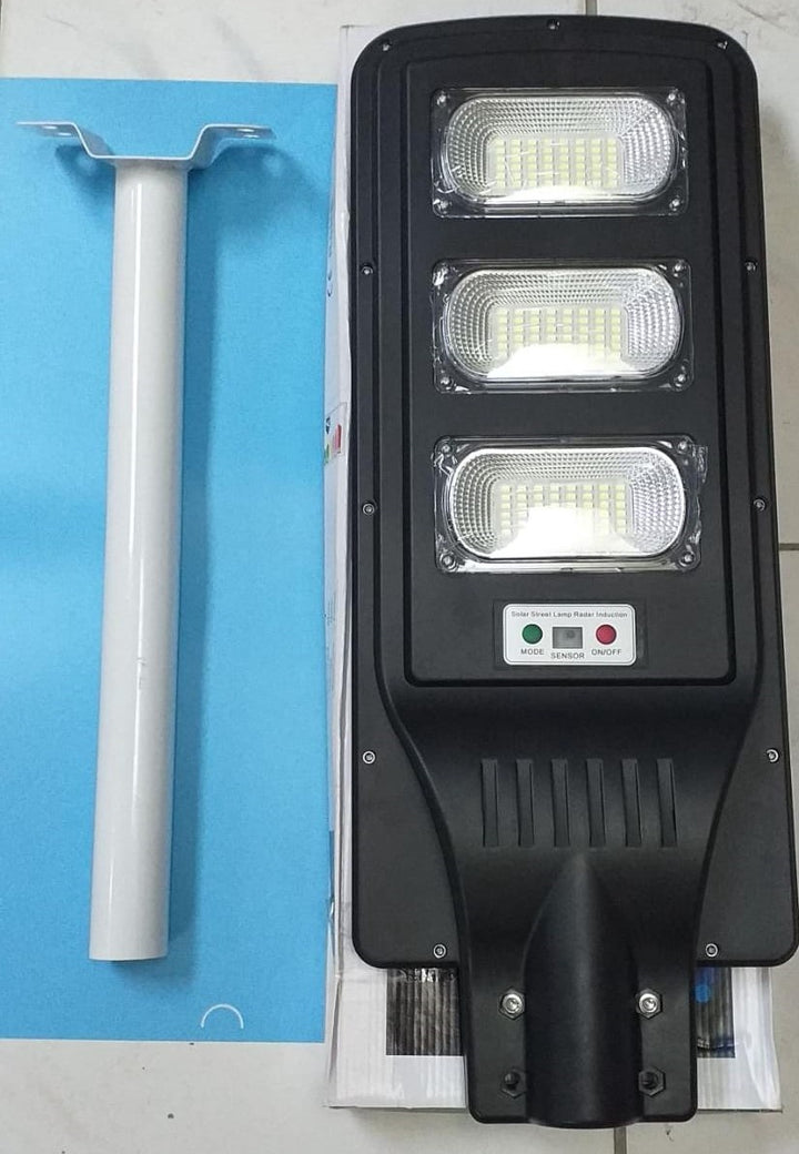 Solar Light 90W Triple Private Street Lamp with Remote and Metal Pole?
