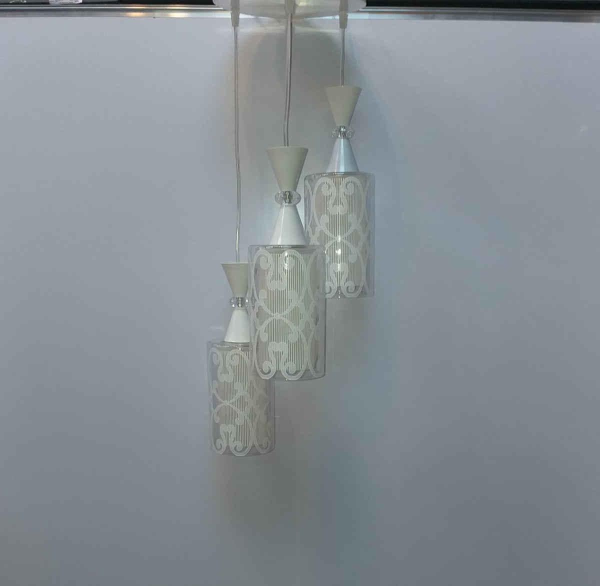 Light Fixture Pendant 3-BULB 6839/3 LED