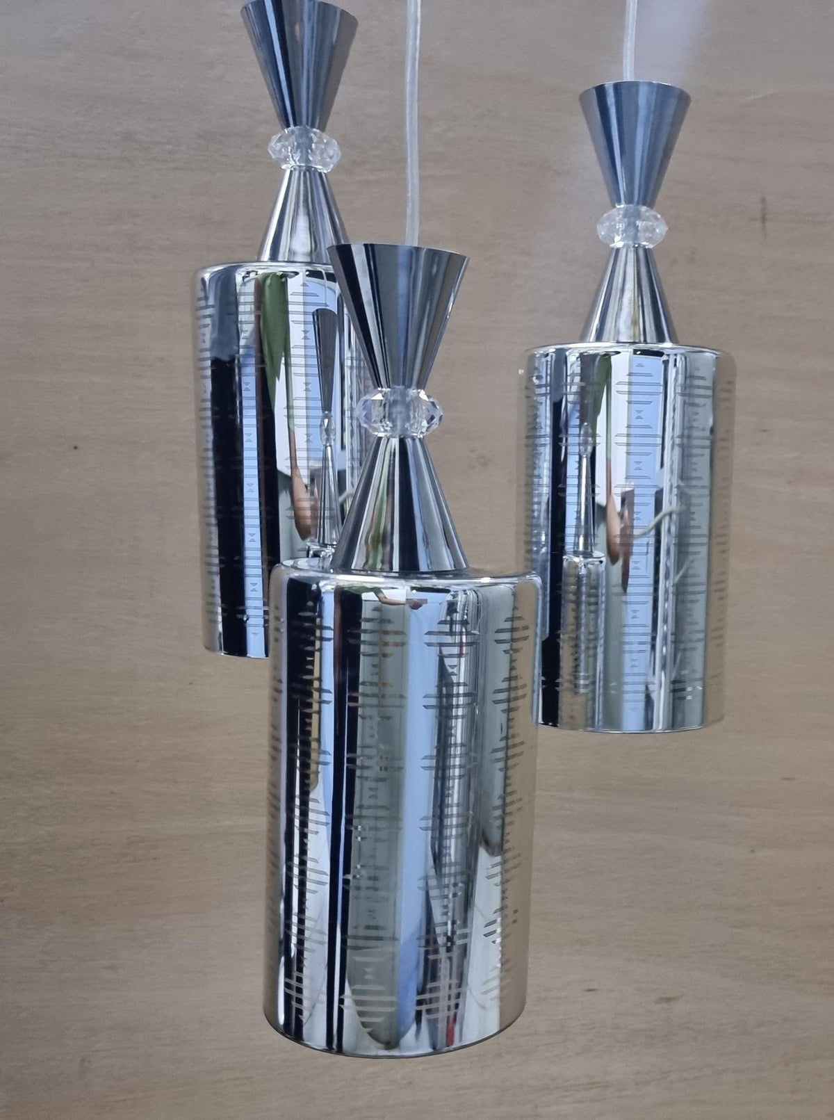 Light Fixture Pendant 3-BULB 6899/3 LED