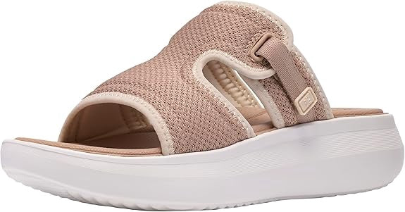 CLARKS Footwear Solevana Mist Cloudsteppers Wedge