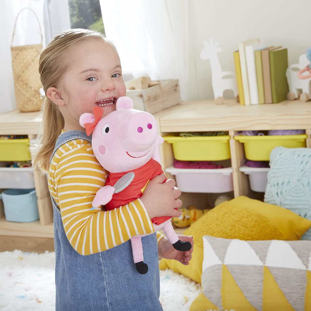 HASBRO Toy Peppa Pig Doll OINK-ALONG Songs Singing Plush