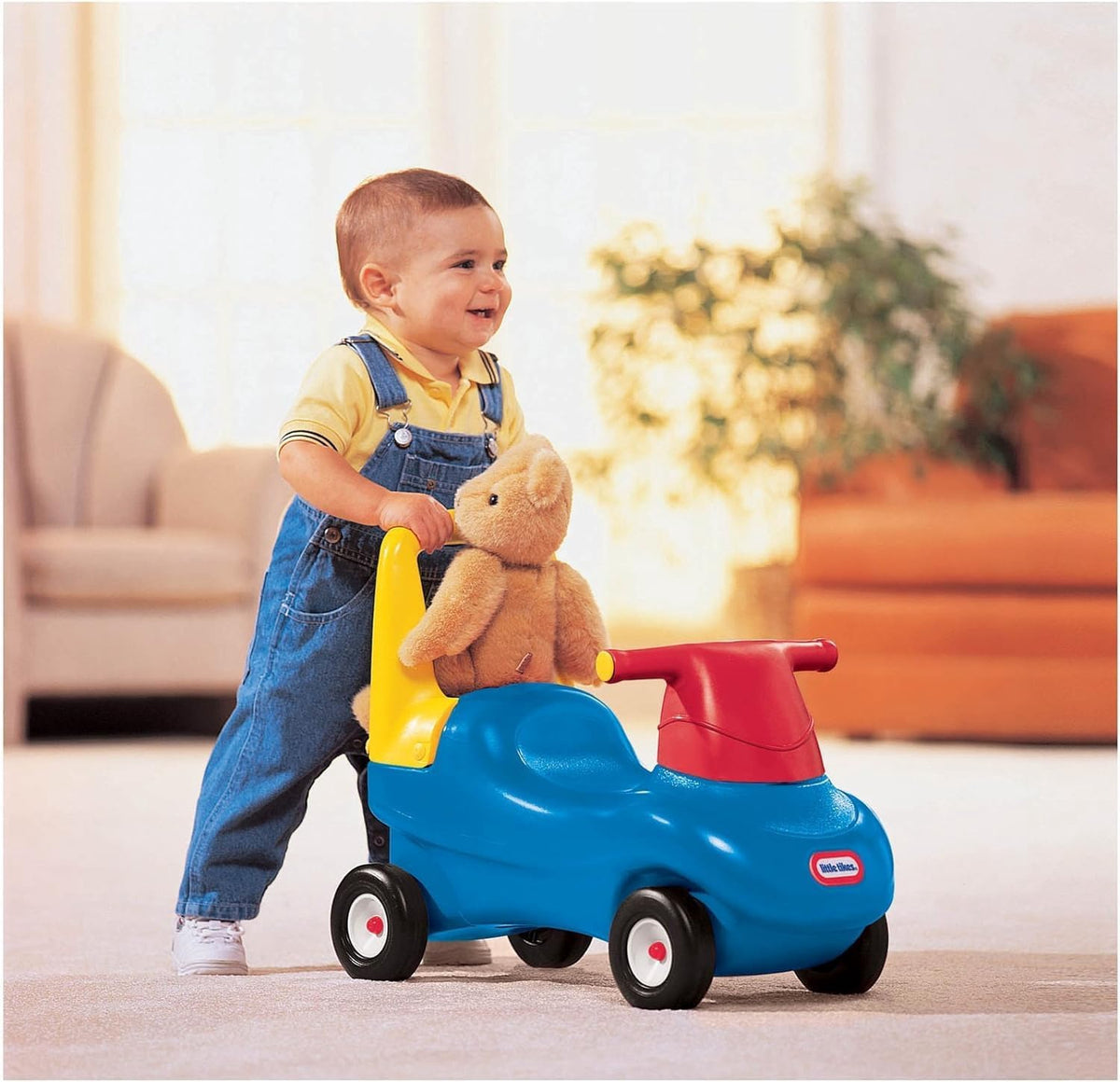 LITTLE TIKES Toy Push and Ride Racer