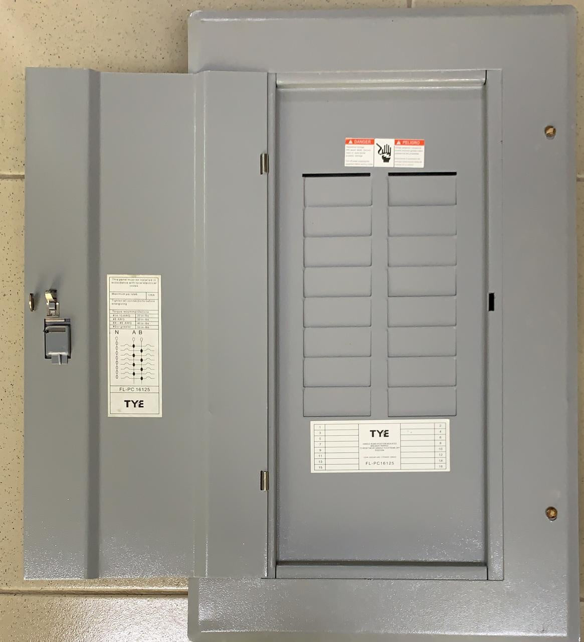 TYE Breaker Panel 16 X 32 125/150AMPS Flush Type