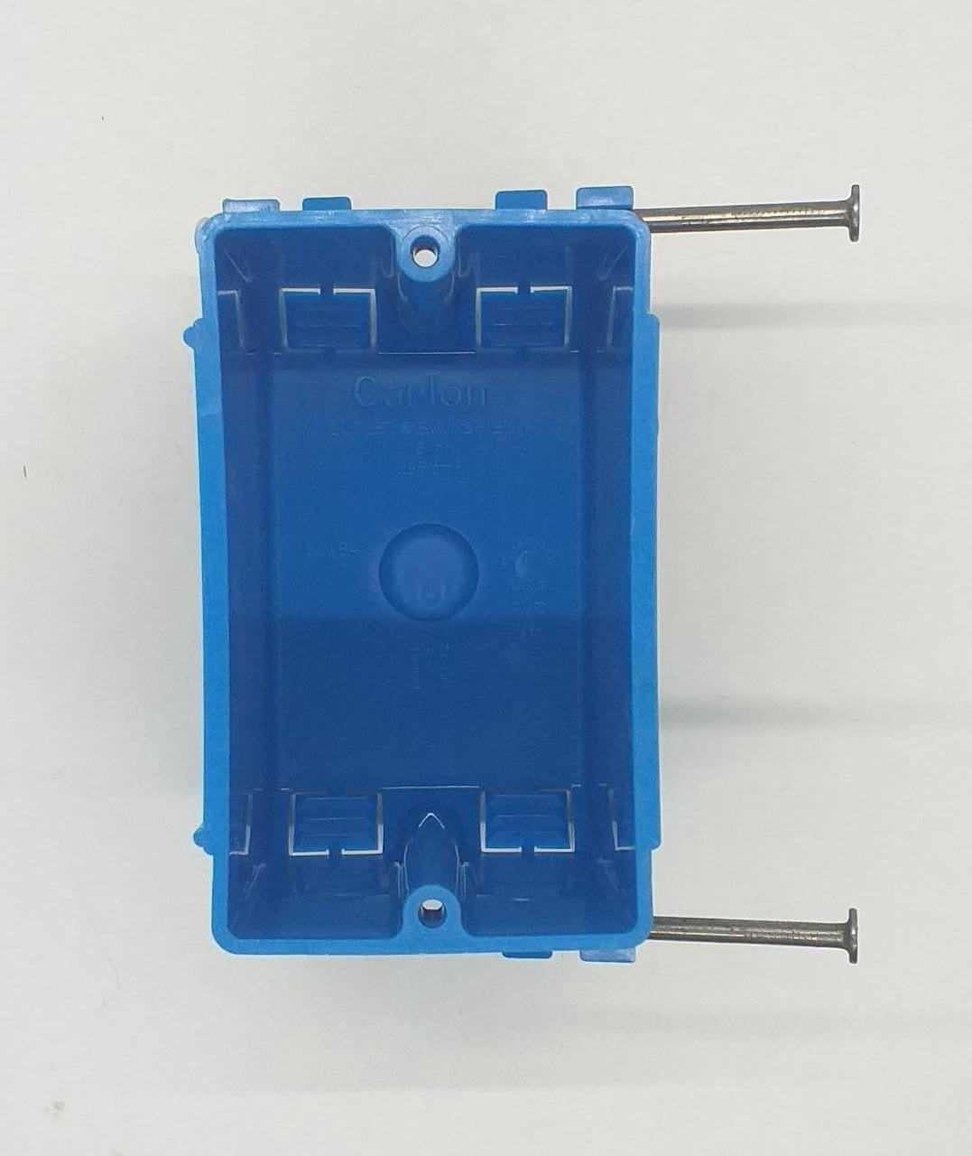 Base PVC Blue 1 Gang W/NAILS Carlon B118A