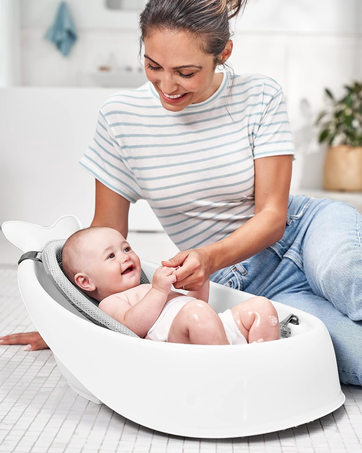 SKIP HOP Baby Tub Moby 3 Stage White