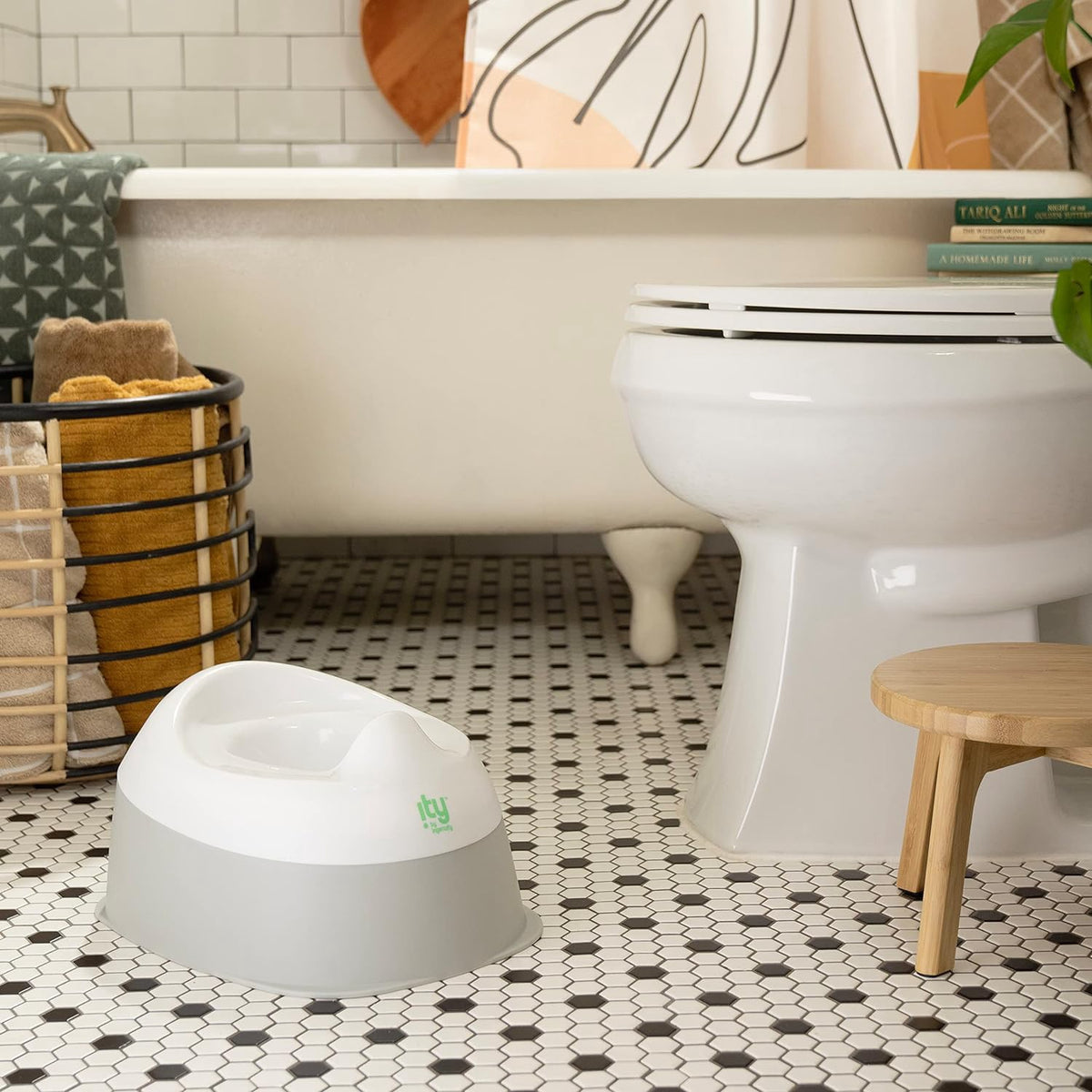 INGENUITY Potty Ity by White