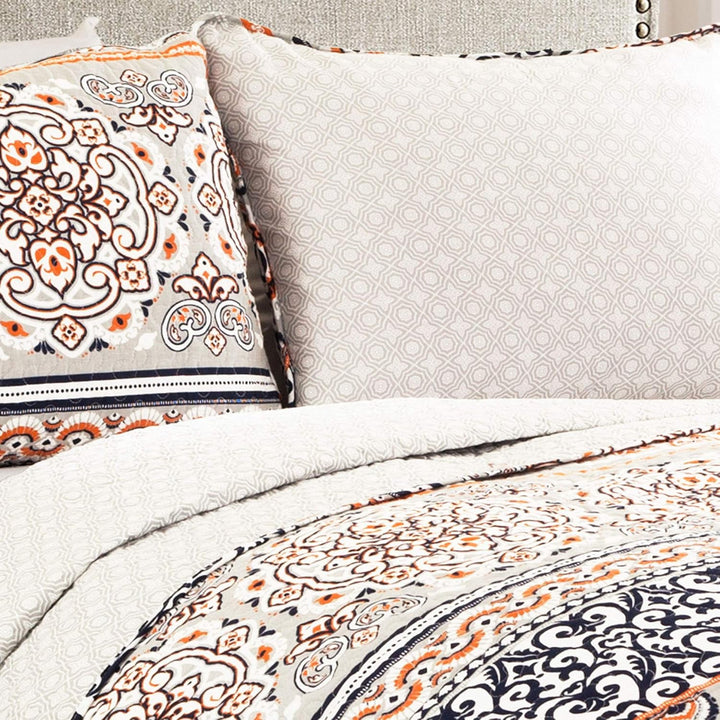 LUSH DECOR Quilt Set Striped King Reversible 3 Piece
