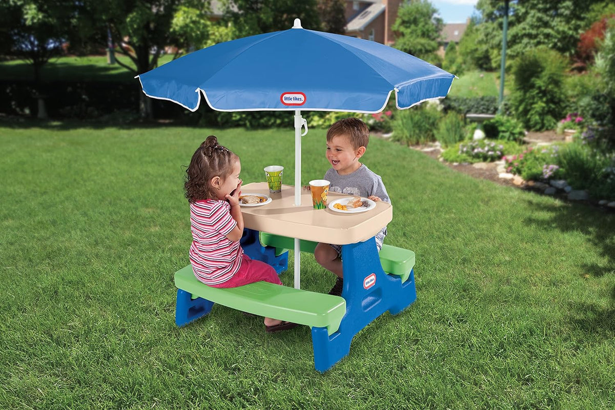 LITTLE TIKES Picnic Table Easy Store Blue Green W/UMBRELLA
