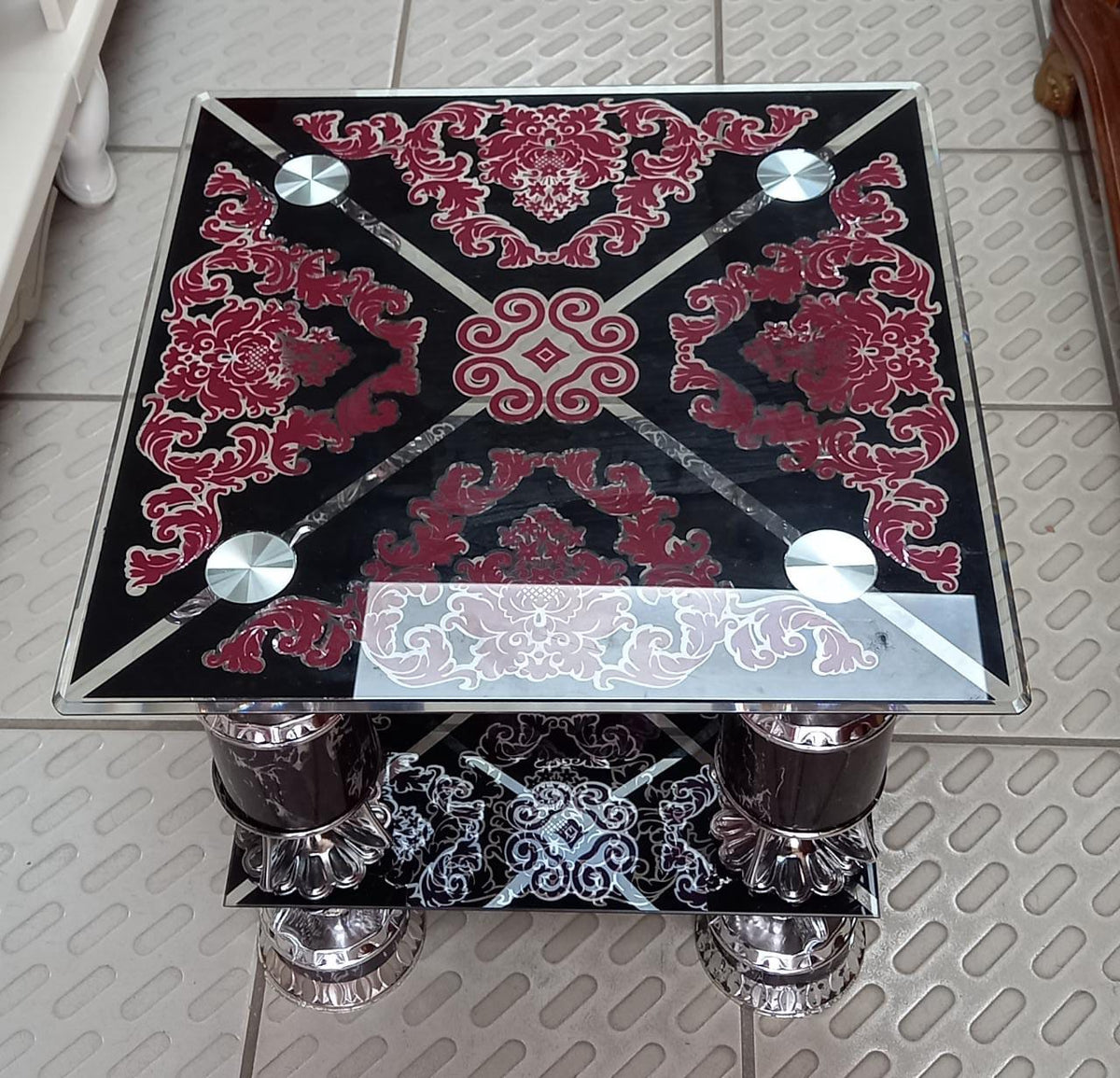 Glass Table 856A