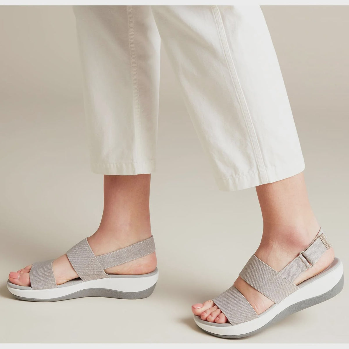 CLARKS Footwear Arla Jacory Wedge Sandal Soft Gold