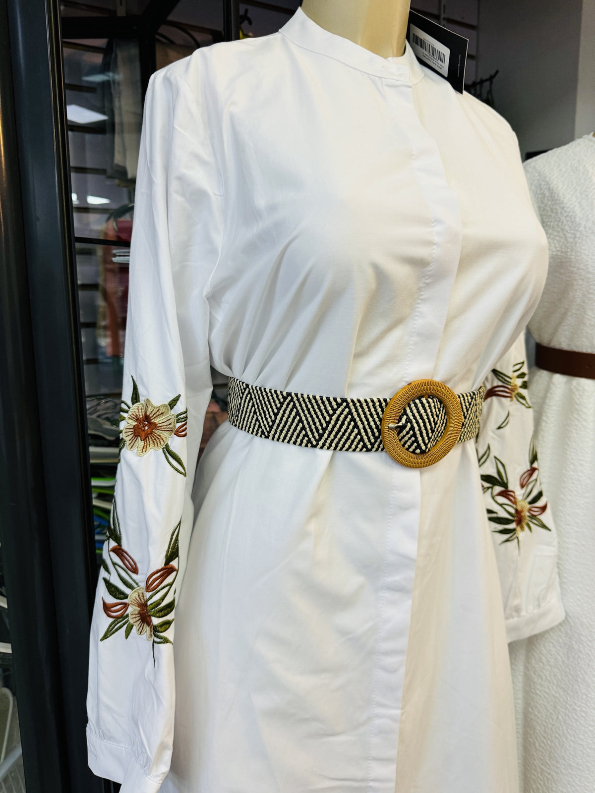 Dress Embroidery White