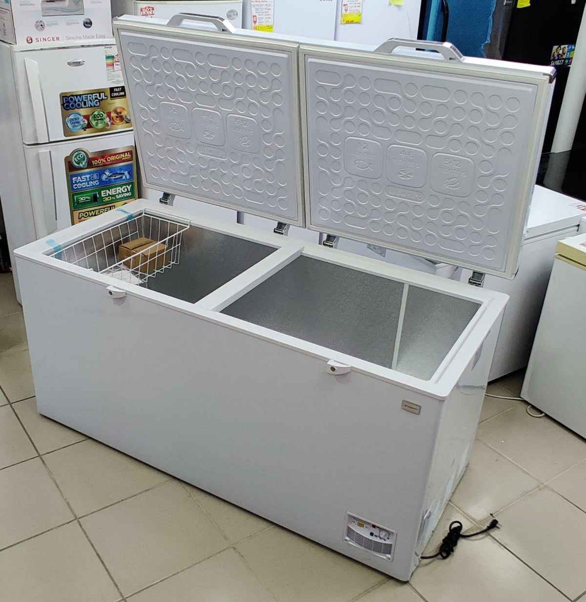 PLATINUM Freezer Platium BD-650 22.9CU. Ft.