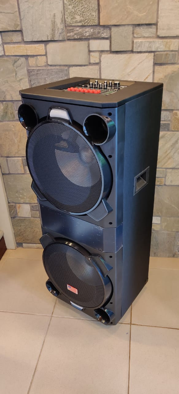 EMERALD Speaker Box 12" Dual WP1203 Powered Each