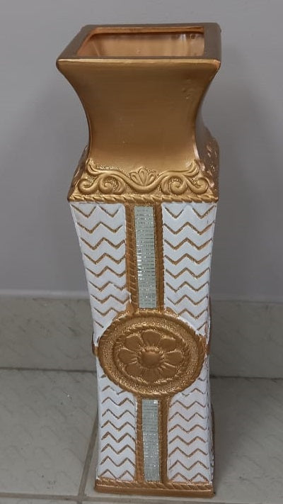 Vase 24" V115 White & Gold
