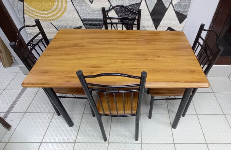 Wood Dining Table F22C-7 A-088 with 4 Chair Set Light Brown Wood Look