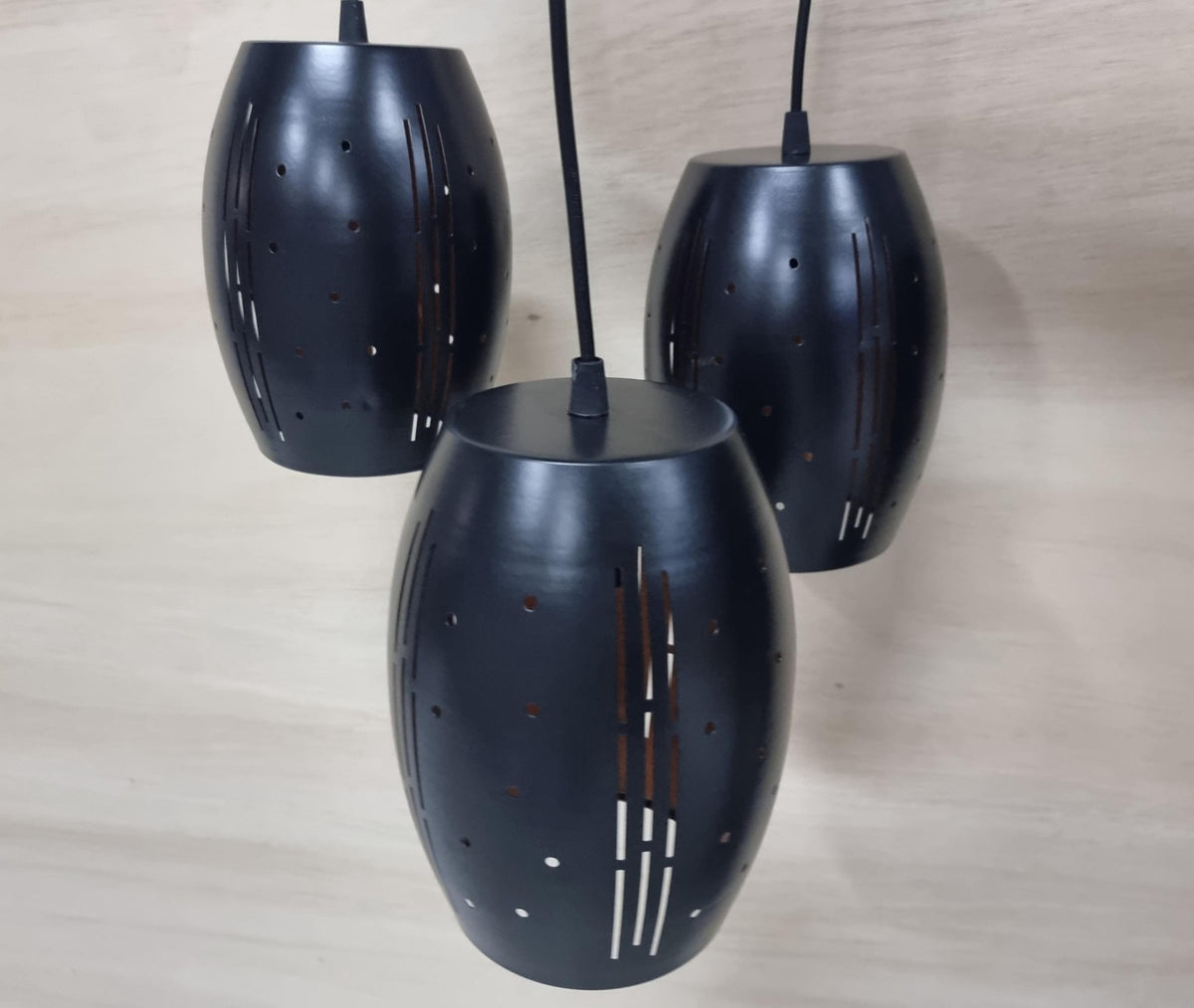Light Fixture Pendant 3-BULB F63-3 LED Black Metal