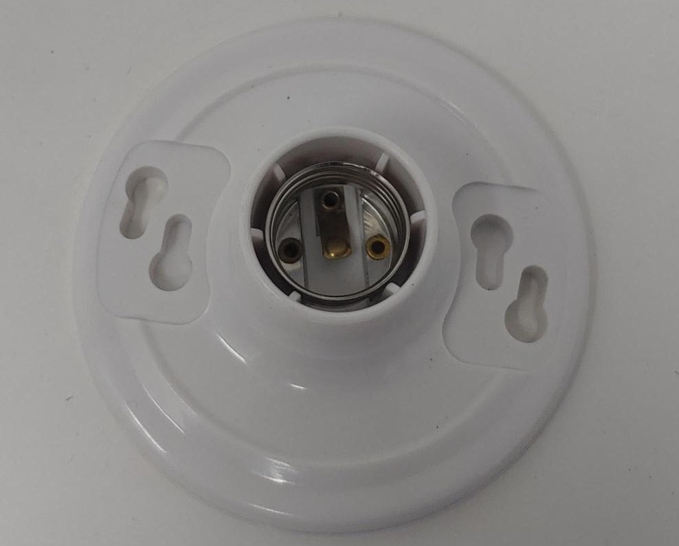 Socket Screw Wide Base White Lamp Holder E26 660W 250V