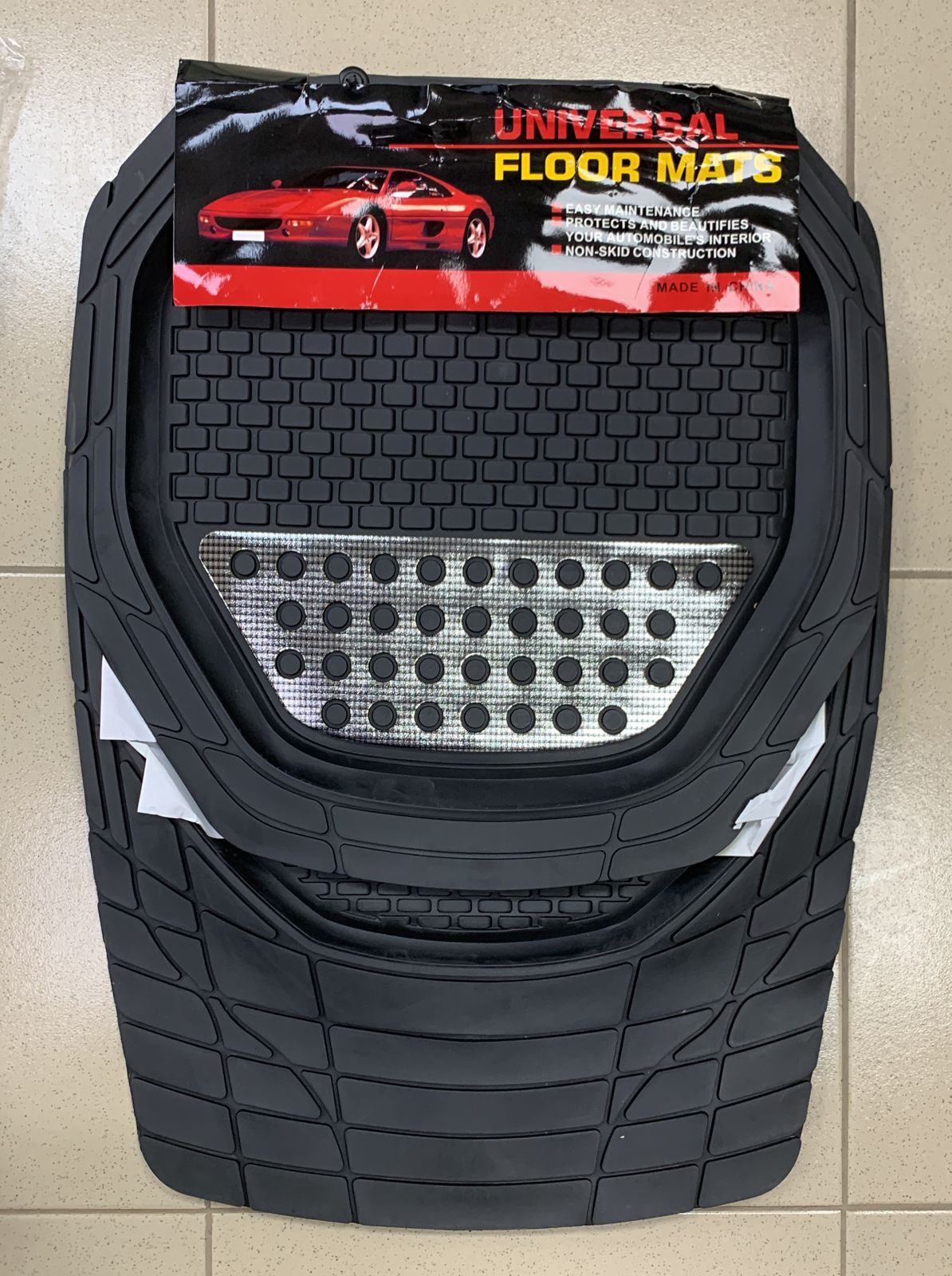 UNIVERSAL Car Mat Black & Silver 4PCS Rubber NSC-2163