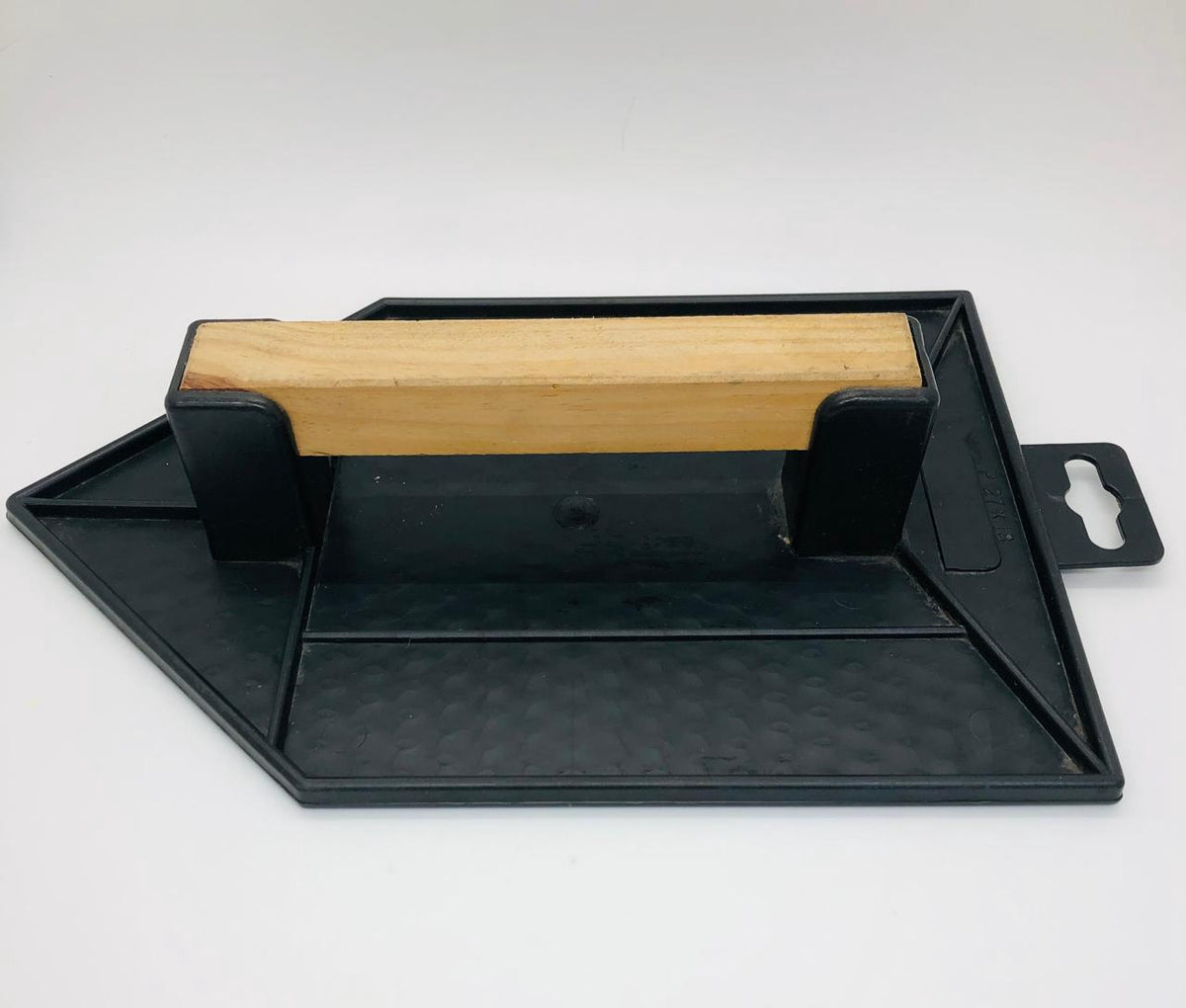 Float Plastic with Wood Handle P 27X18