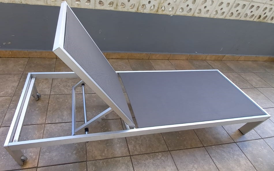 Chair Sun Loungers Leisure Touch 310200 Outdoor Pool Patio Garden Lightweight Aluminum with Wheels