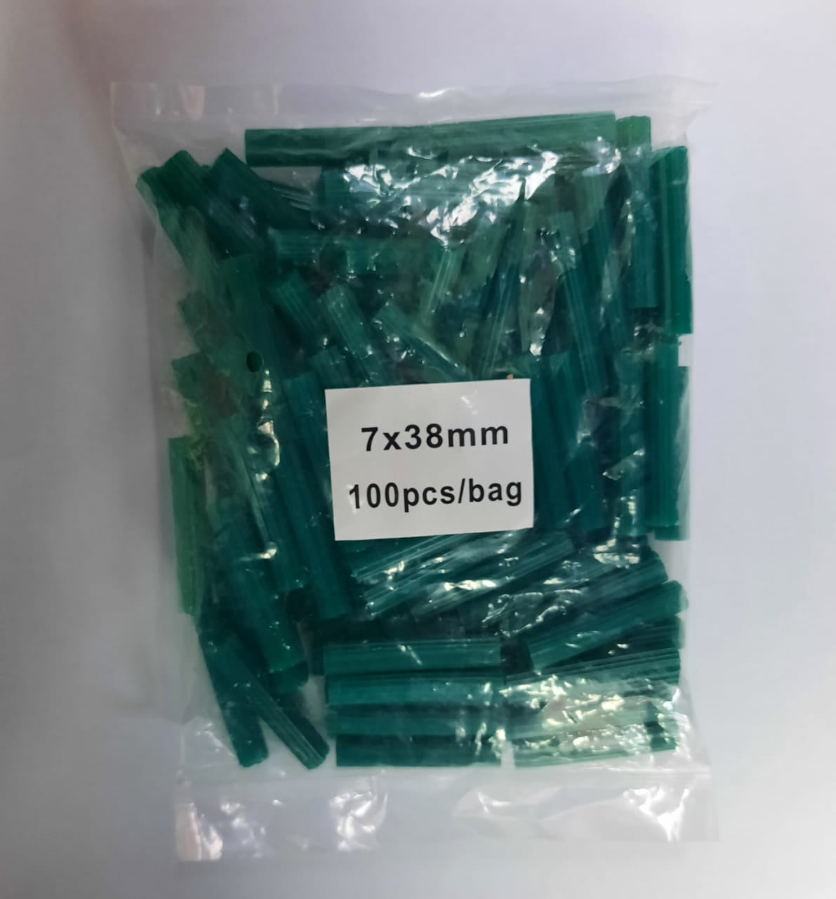Wall Plug Green 7 X 38MM 100PCS/BAG