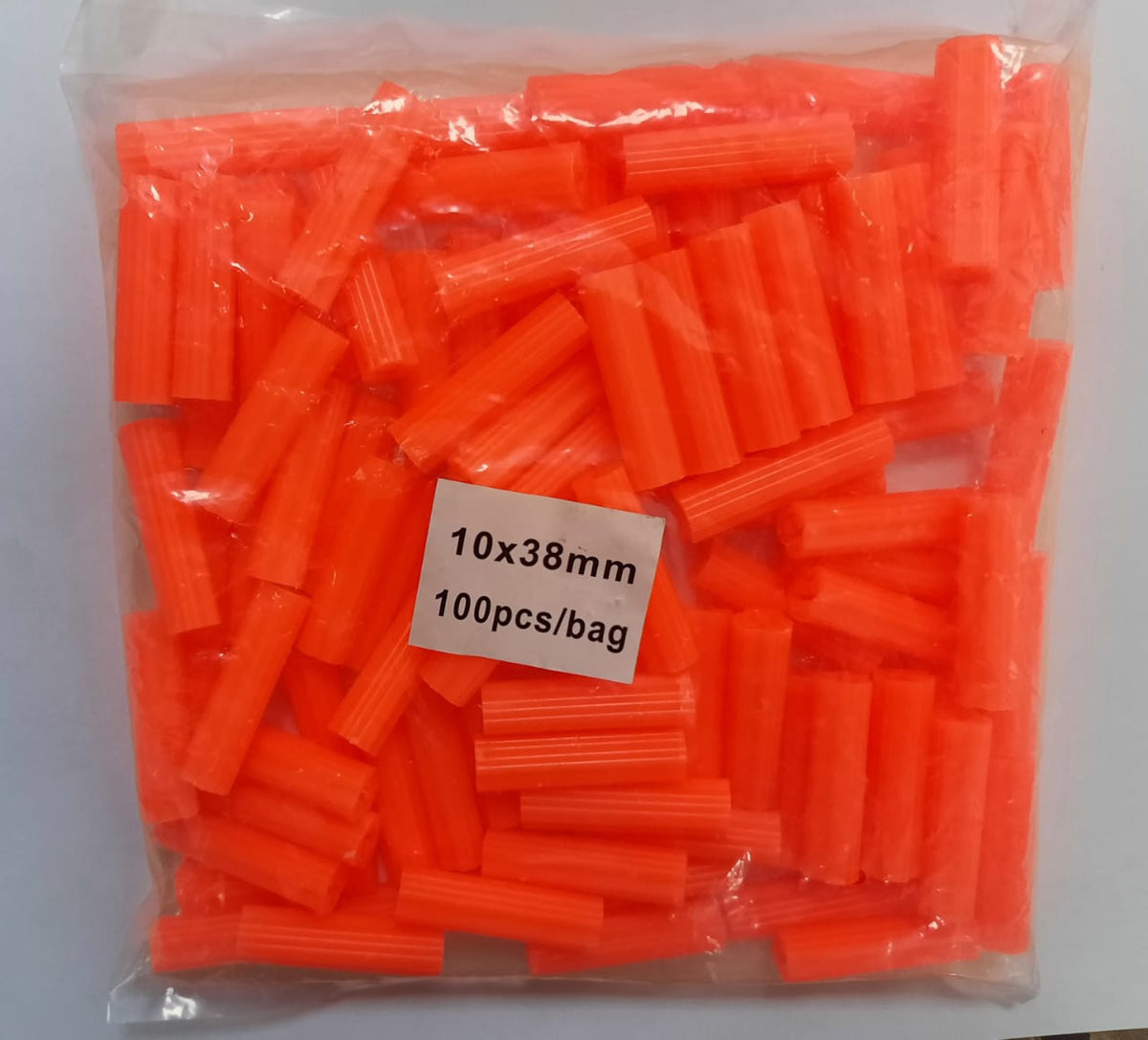 Wall Plug Orange 10 X 38MM 100PCS/BAG