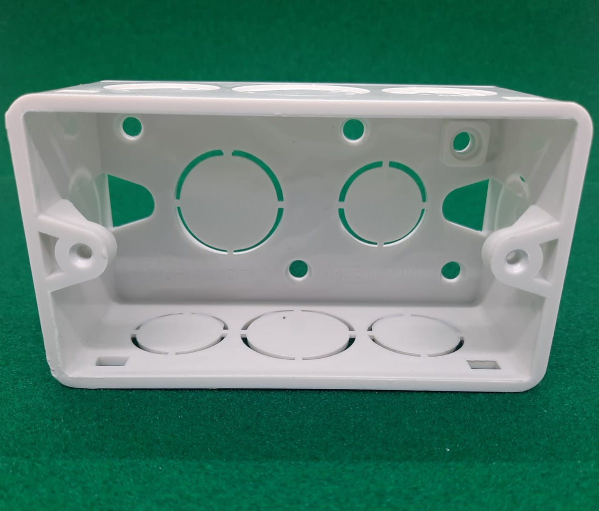 Base PVC 2" X 4" White 20MM/25MM Knockout