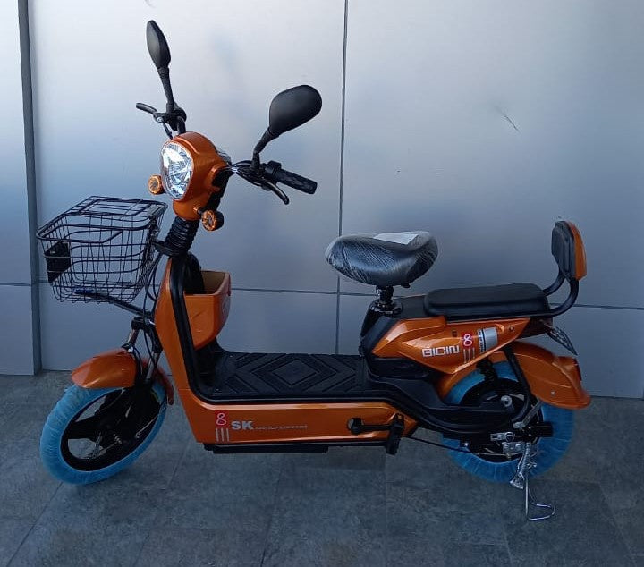Electric Bike Sk 8 Giciru 3-SPEED with Mirrors, Turn Signals, Alarm and Charger Ebike