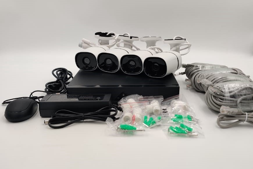JORTAN Security Camera Kit 4-PORT Nvr 85146POE48V-4 5MP Poe Combo Kit