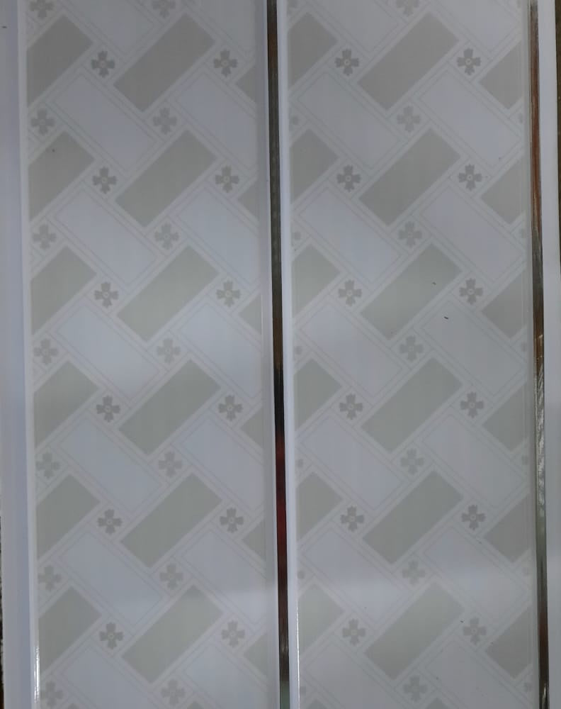 Ceiling PVC 19' X 8" #P2012