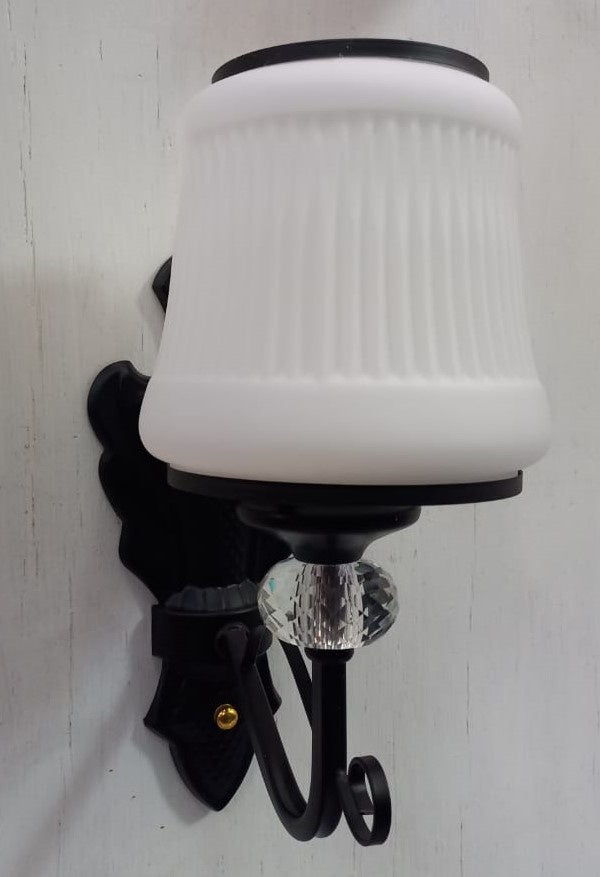 Light Fixture G12 Wall