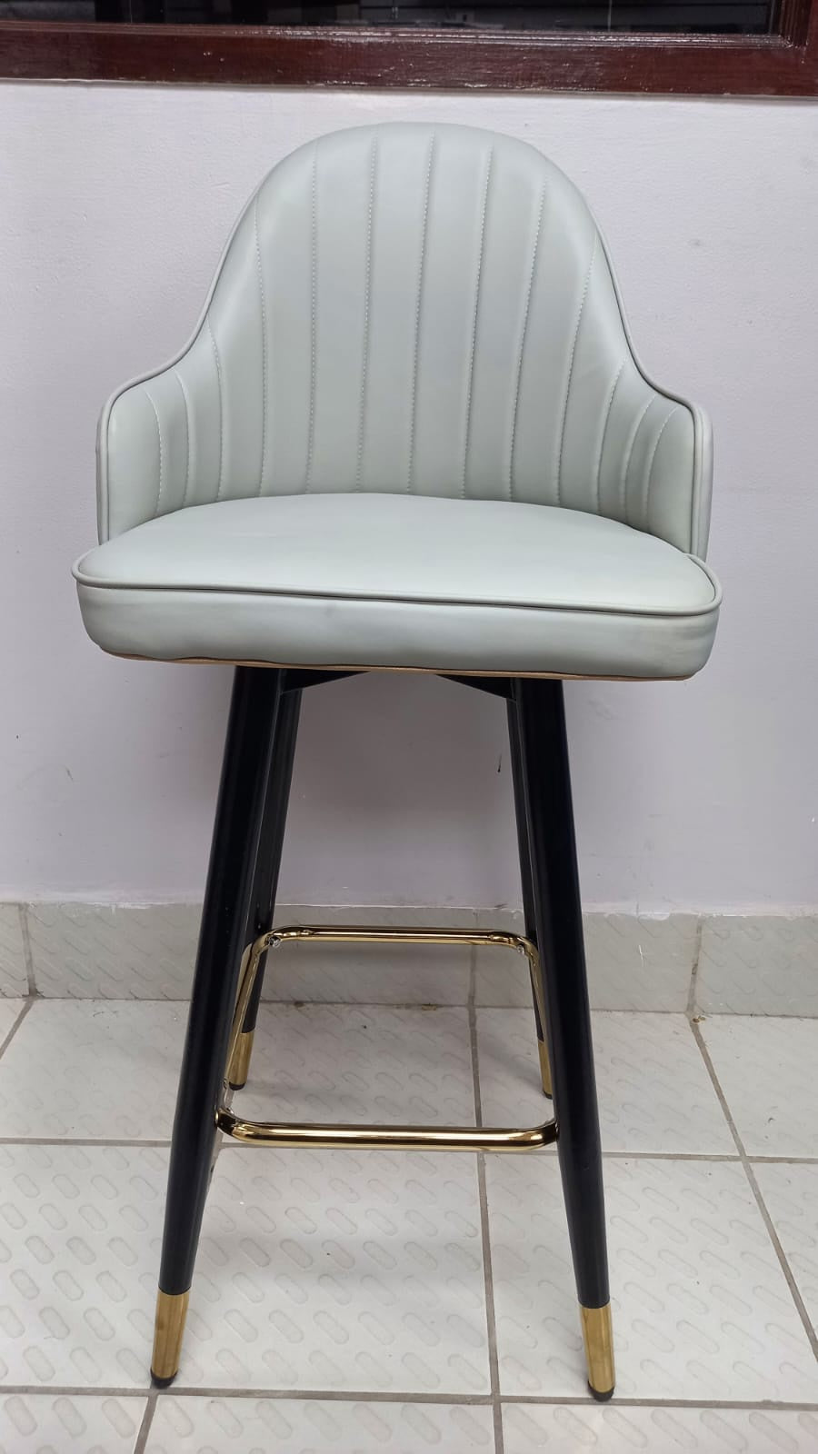 Bar Stool 01 Black & Grey 4-FOOT