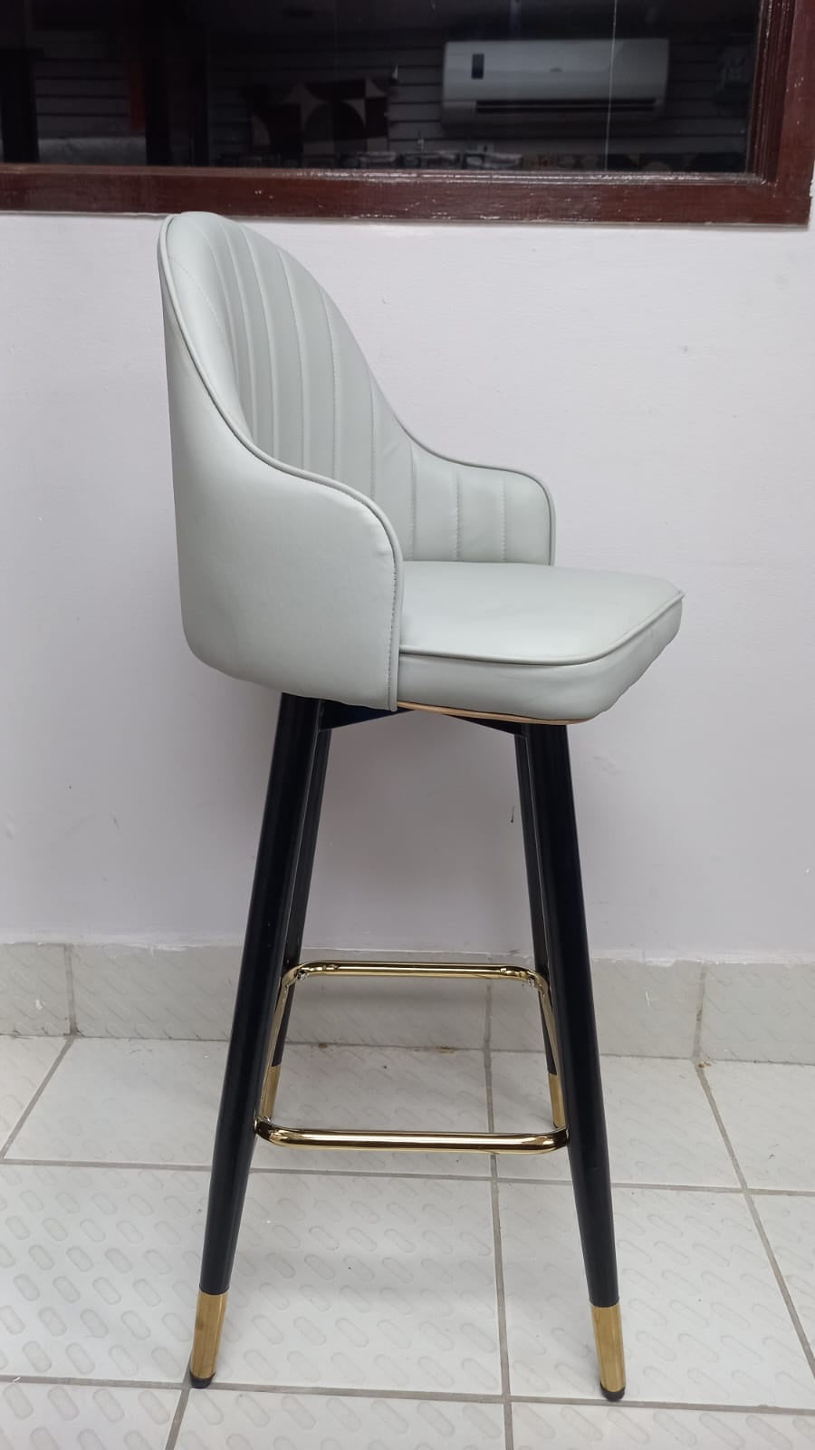 Bar Stool 01 Black & Grey 4-FOOT